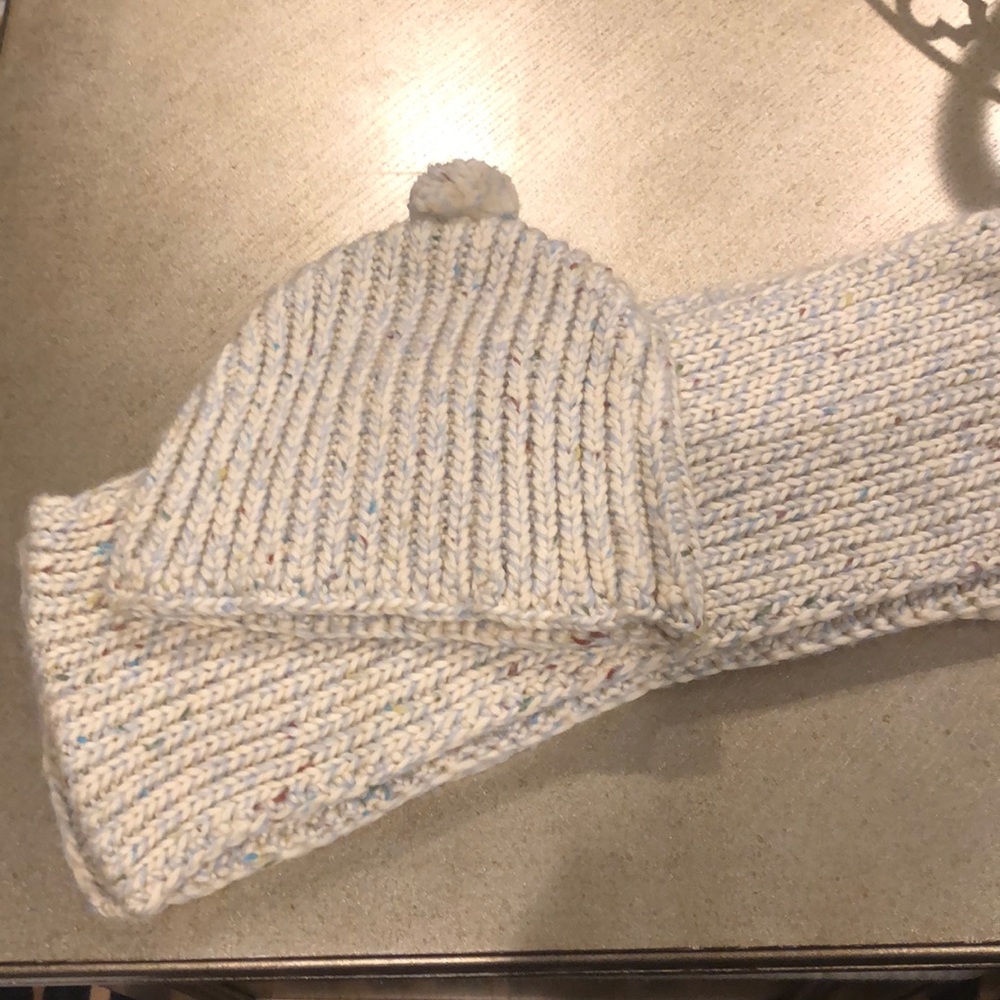 Knit hat and scarf set!